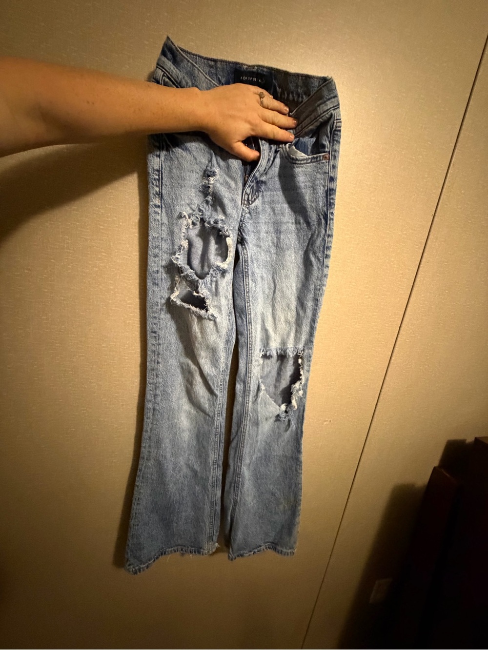 Aeropostale High Waisted Distressed Jeans (2)